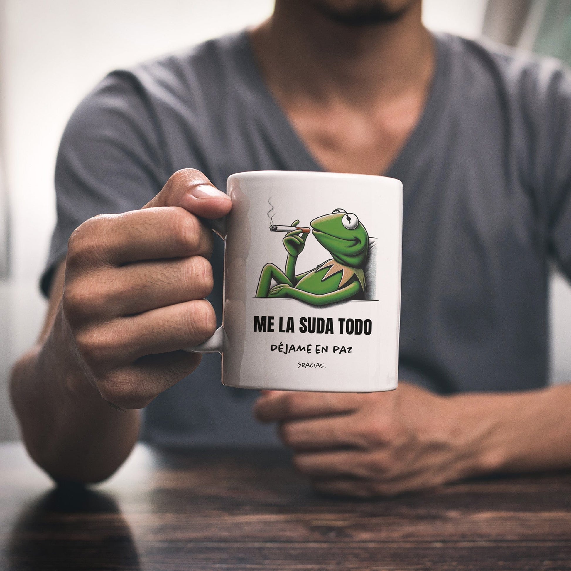 Taza Me la suda todo