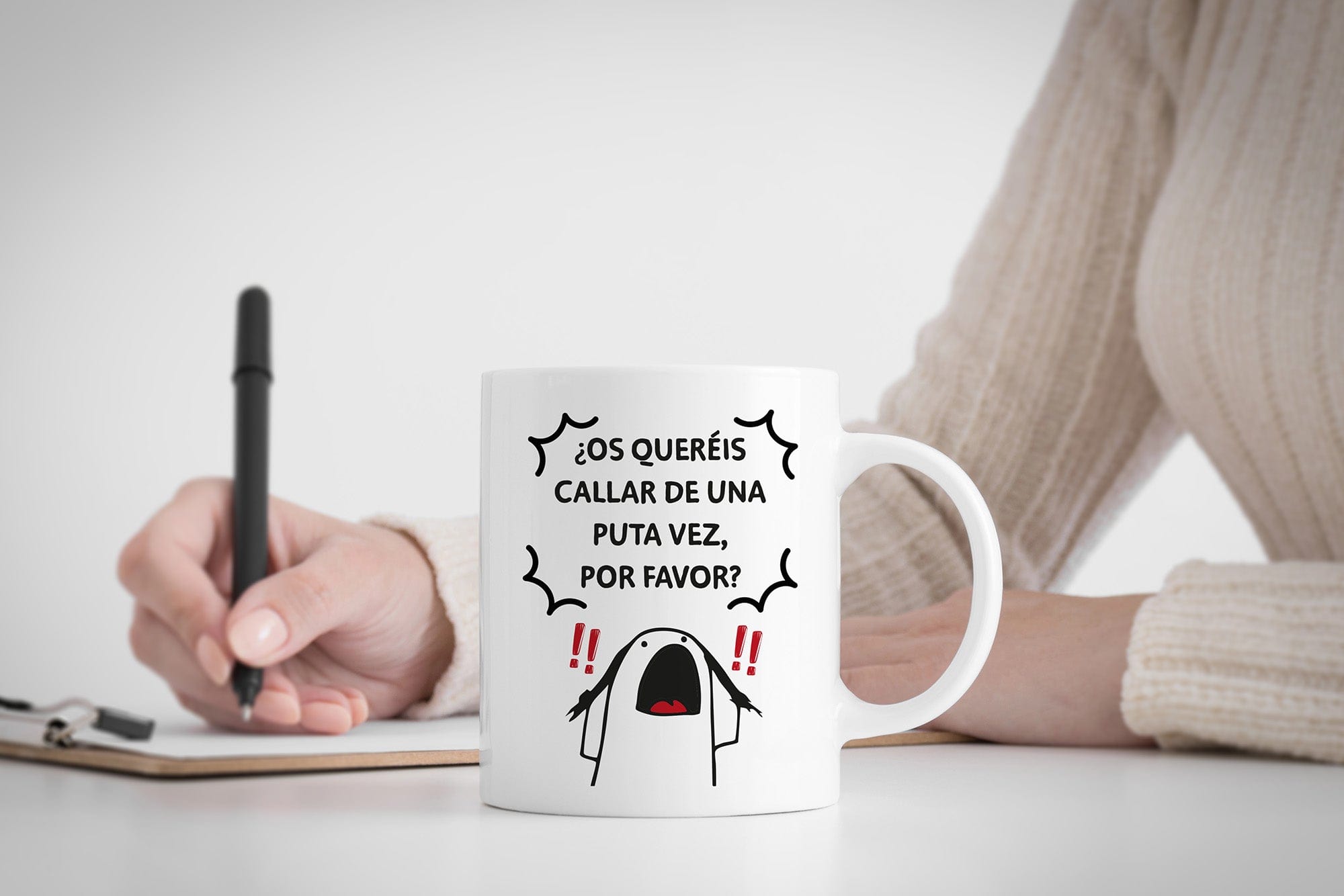 Taza ¿os queréis callar de una puta vez por favor?