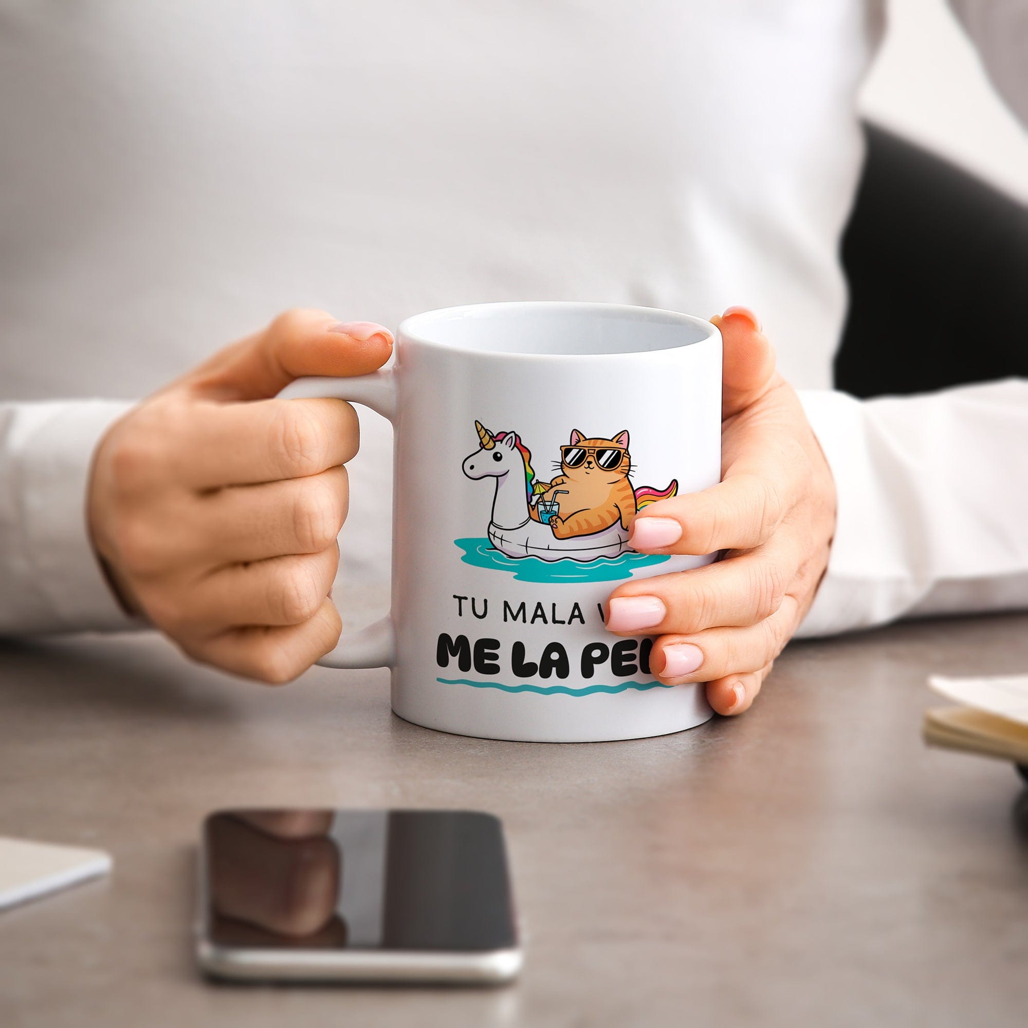 Taza Tu mala vibra me la pela