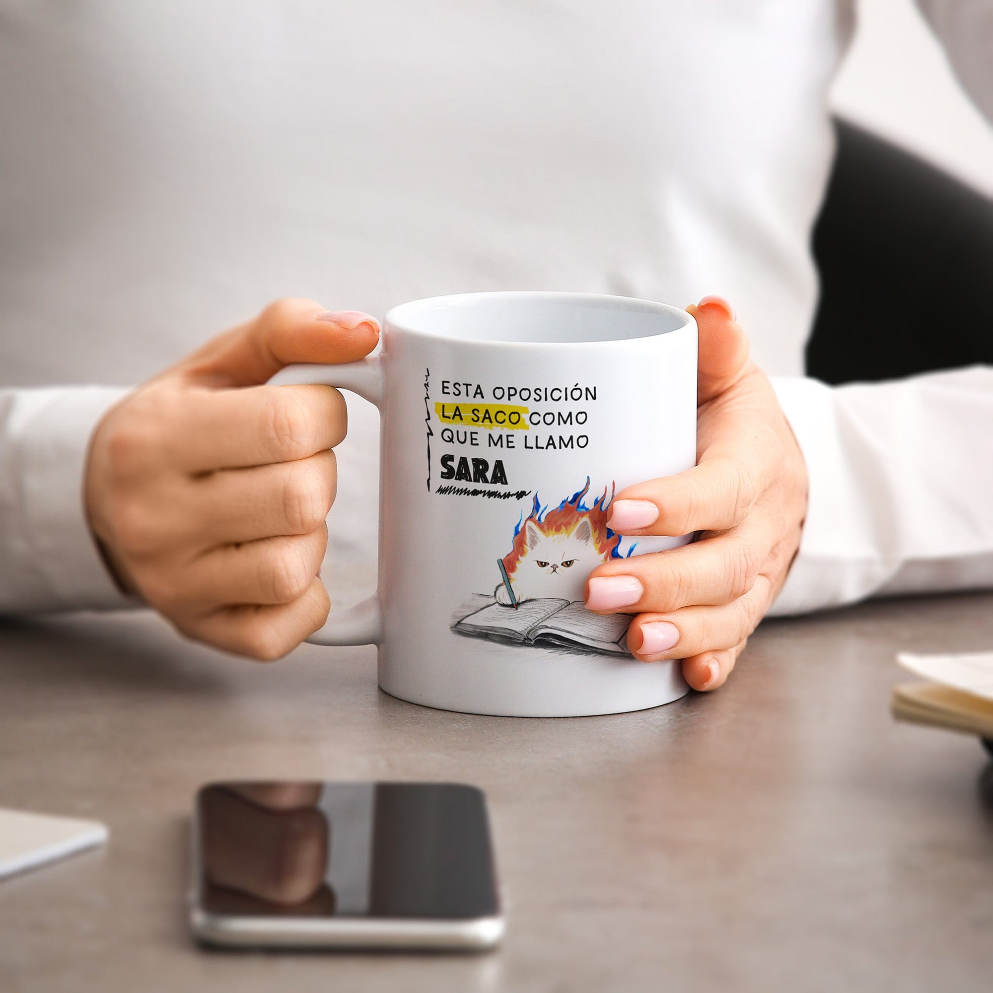 Taza Esta oposición la saco como que me llamo (personalizada)